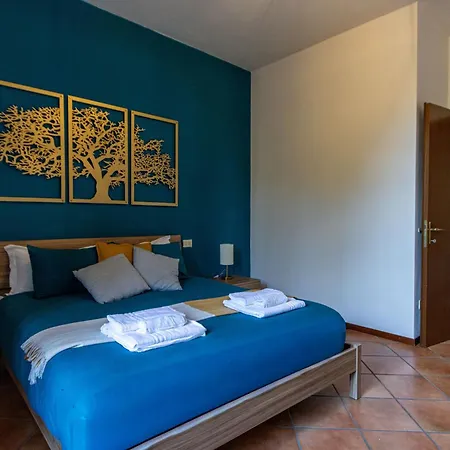 Golden Tree - Castelletto Ticino - Private Garage - Wifi