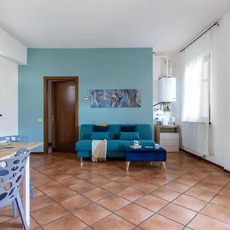 Golden Tree - Castelletto Ticino - Private Garage - Wifi - By Guestaly Apartment *