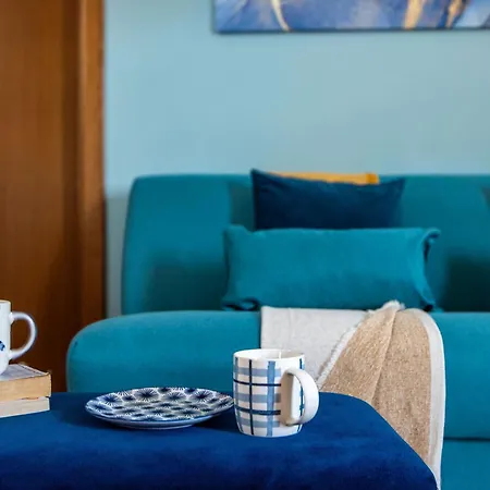 Golden Tree - Castelletto Ticino - Private Garage - Wifi Castelletto sopra Ticino