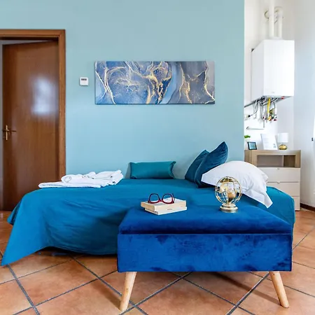 Golden Tree - Castelletto Ticino - Private Garage - Wifi * Castelletto sopra Ticino