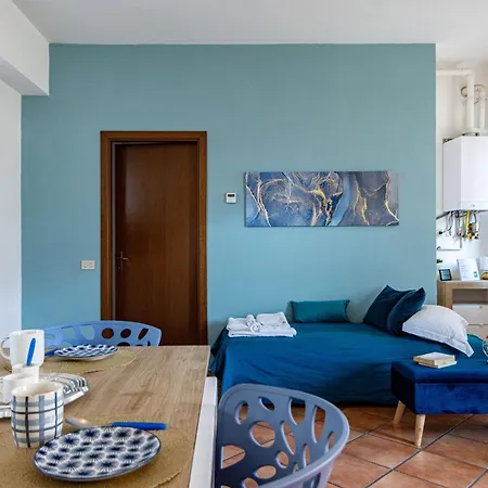 Golden Tree - Castelletto Ticino - Private Garage - Wifi - By Guestaly Castelletto sopra Ticino