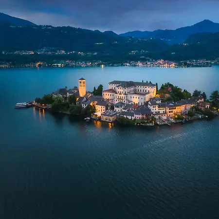 Golden Tree - Castelletto Ticino - Private Garage - Wifi * Castelletto sopra Ticino