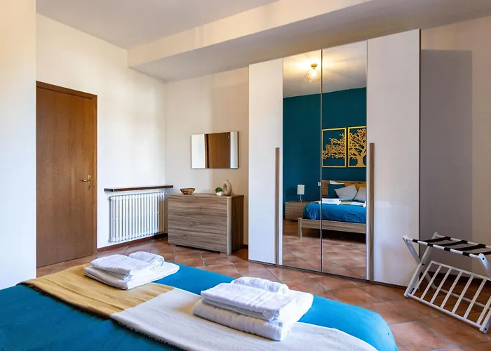 Апартаменты Golden Tree - Castelletto Ticino - Private Garage - Wifi Кастеллетто-сопра-Тичино