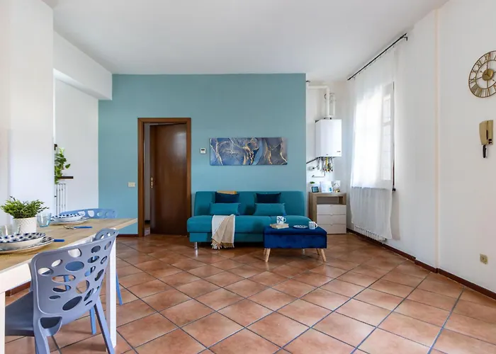 Golden Tree - Castelletto Ticino - Private Garage - Wifi Апартаменты *