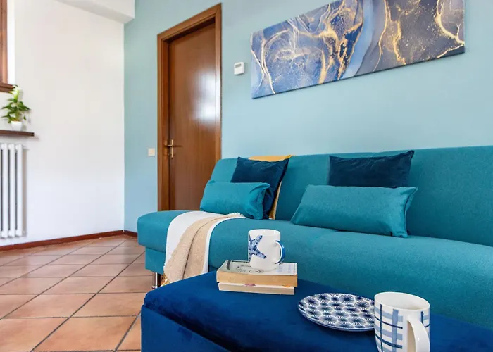 Golden Tree - Castelletto Ticino - Private Garage - Wifi Апартаменты *