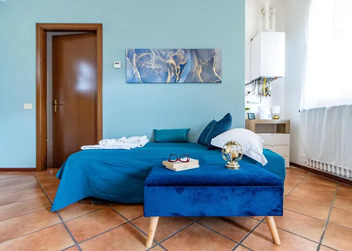 Golden Tree - Castelletto Ticino - Private Garage - Wifi * Кастеллетто-сопра-Тичино