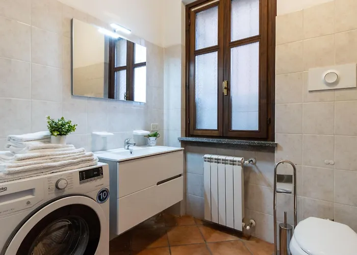 Апартаменты Golden Tree - Castelletto Ticino - Private Garage - Wifi Кастеллетто-сопра-Тичино